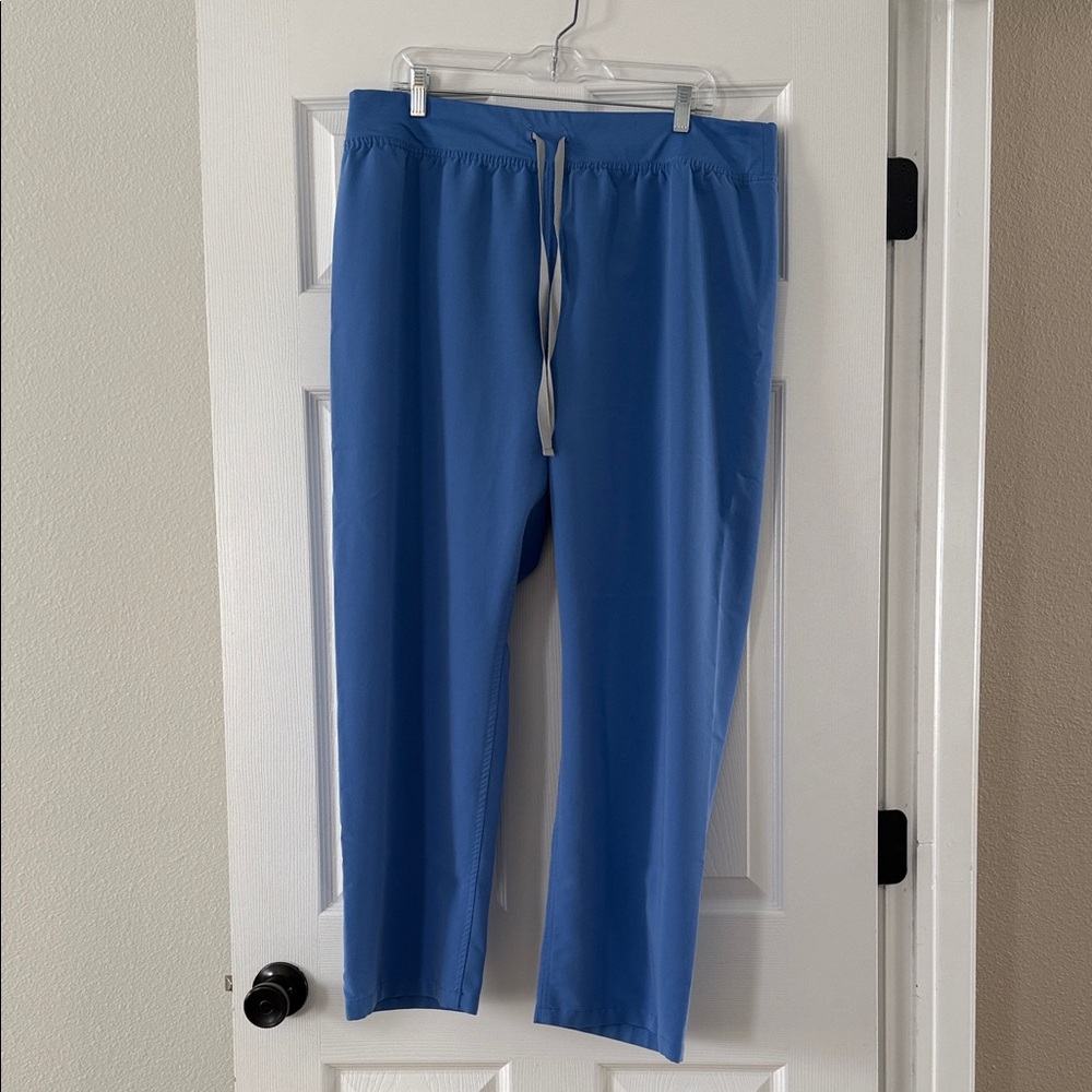 Figs Women's Straight Leg Pants in Blue